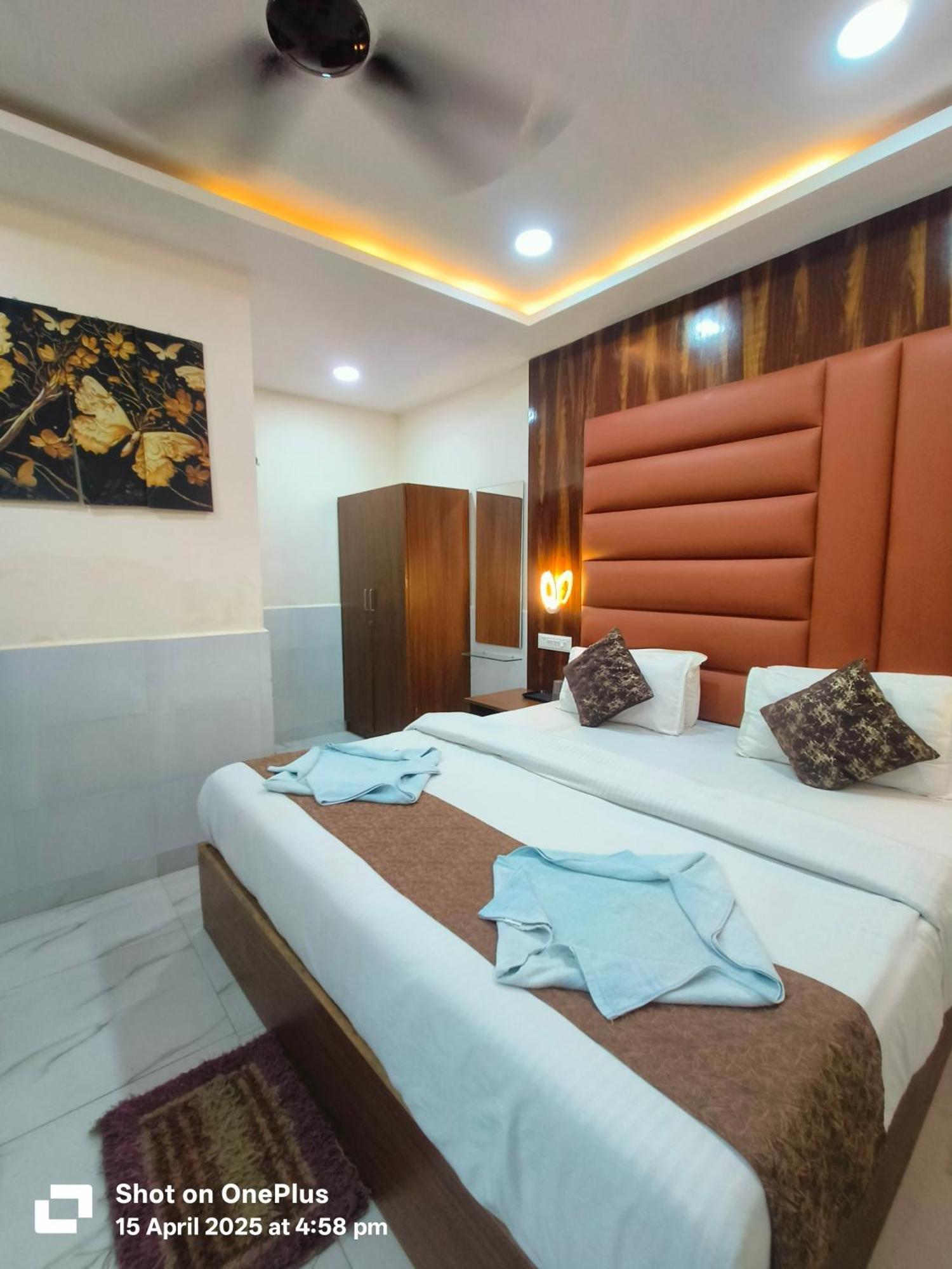 Hotel Small Daddy Plus Calangute Luaran gambar