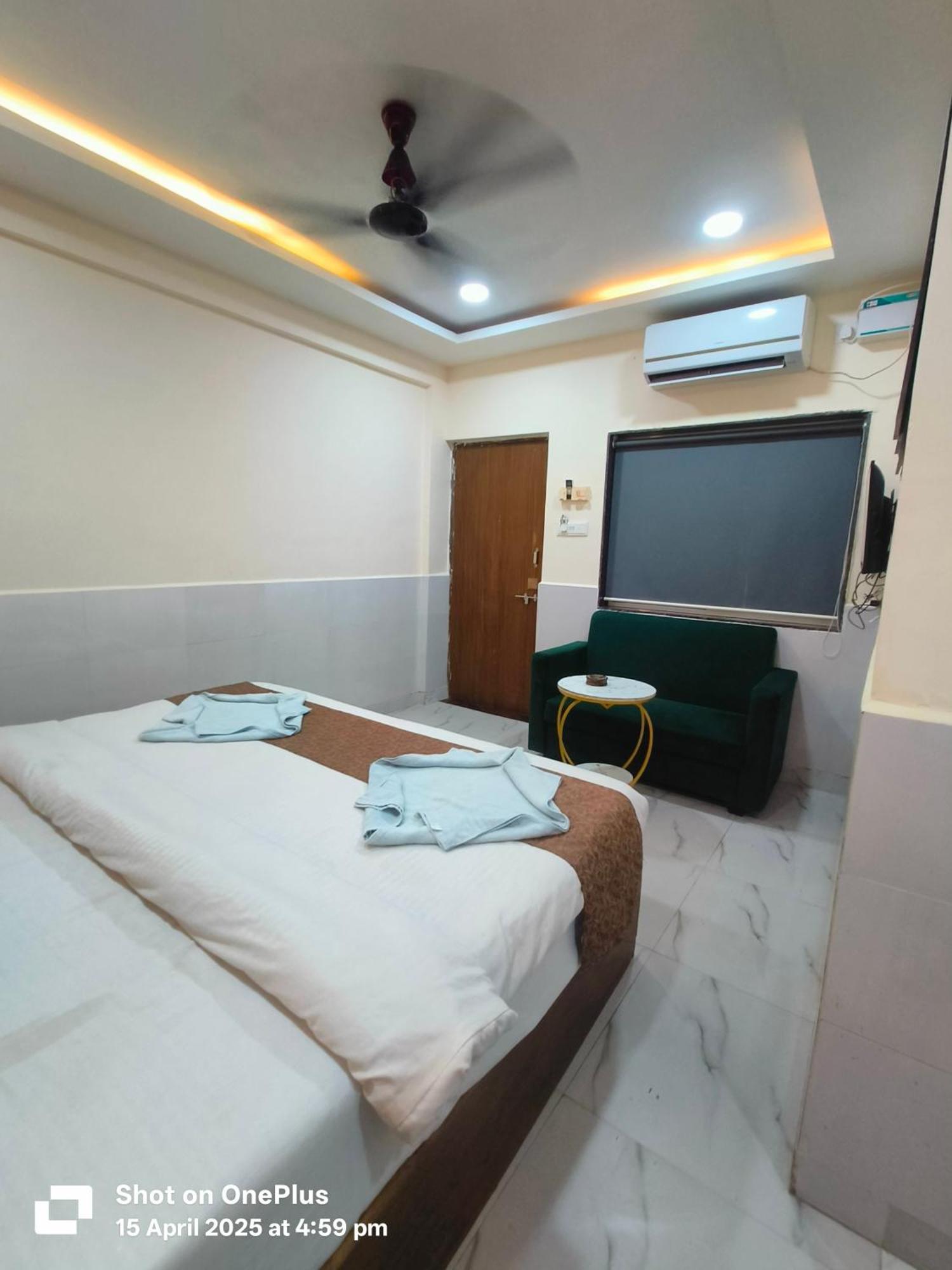 Hotel Small Daddy Plus Calangute Luaran gambar