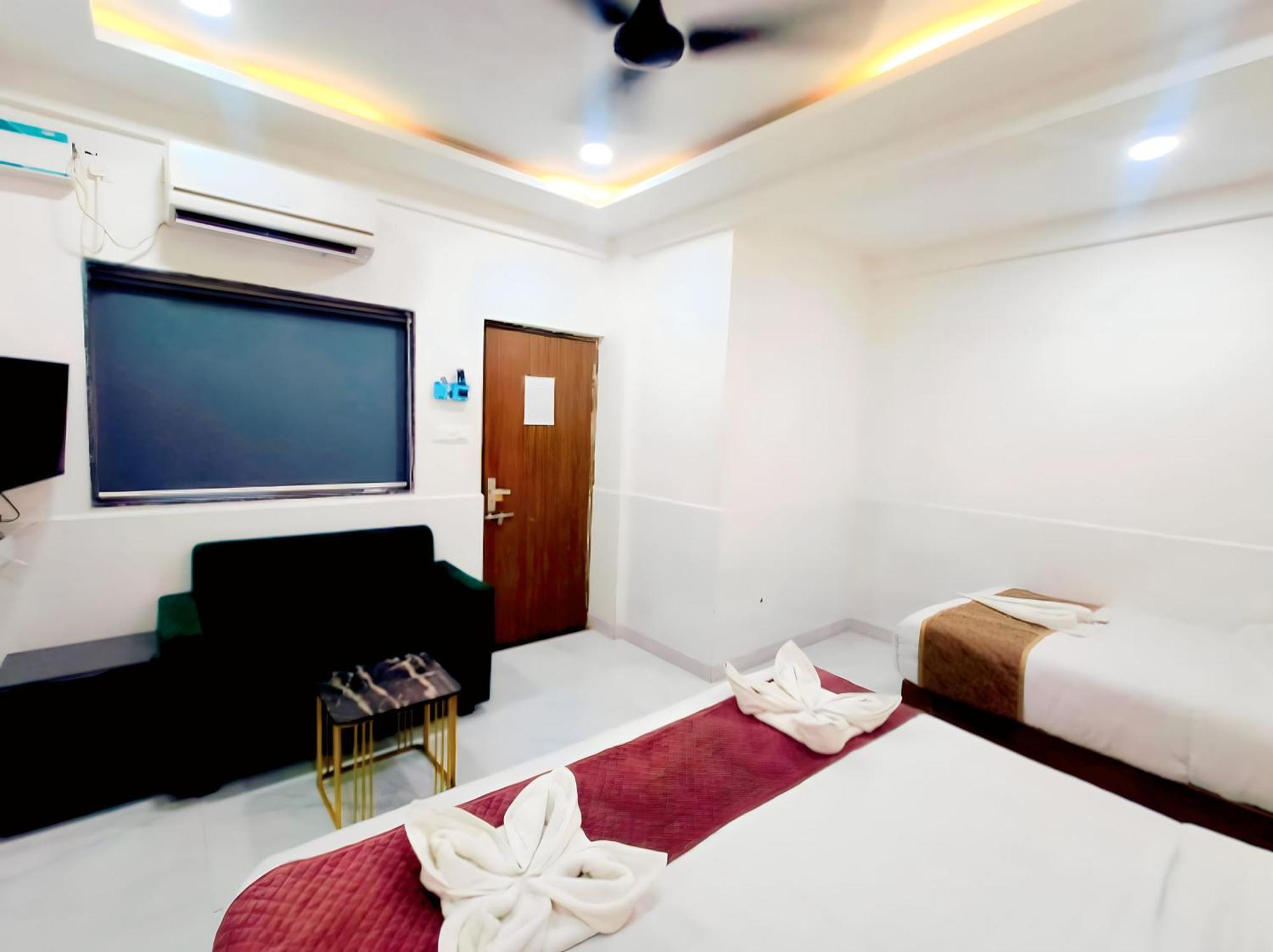 Hotel Small Daddy Plus Calangute Luaran gambar